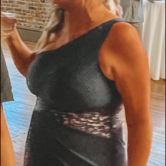 Celebrate formal mothers of the brides dress can be used for many occasions. - Picture 4 of 4